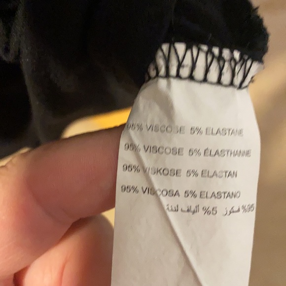 A Thyme Maternity black tank top in medium - Picture 4 of 4